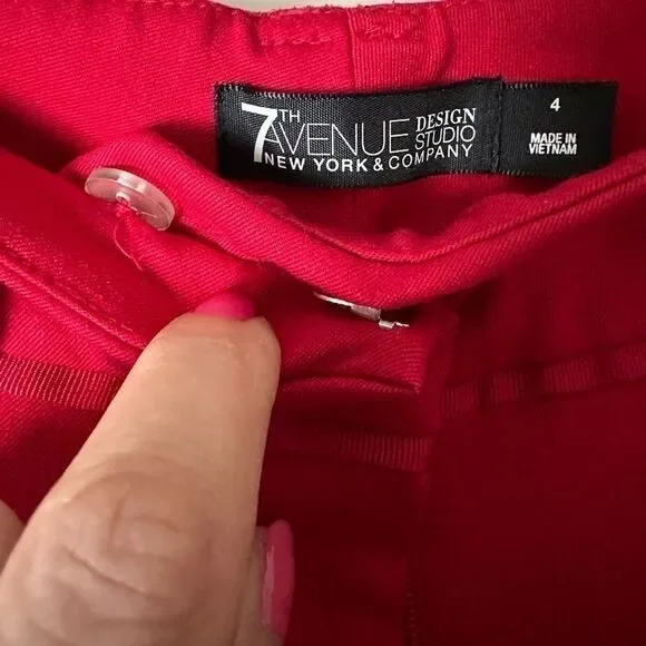 New York & Company 7th Ave Design Studio Ladies Red Size 4 Straight Leg Trouser - Picture 3 of 3